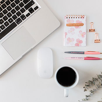 护士女友的方法漫画,日常生活中的健康守护者